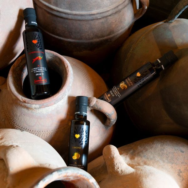 Olio aromatizzato al peperoncino - Image 2